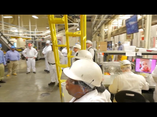 فیلم آموزشی: کارخانه شکلات مریخ در آمریکای شمالی 40 سالگی را جشن می گیرد با زیرنویس فارسی