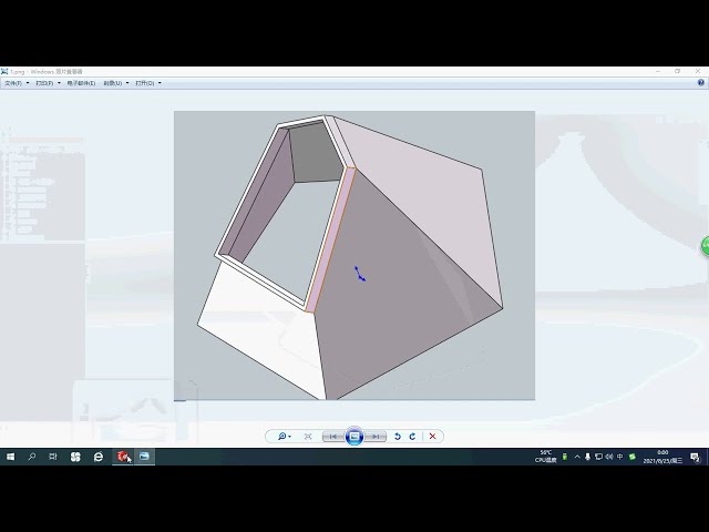 فیلم آموزشی: نقشه کشی مکانیکی سالیدورکس، استفاده از ویژگی های لوفتینگ سالیدورکس. طراحی قطعات سه بعدی